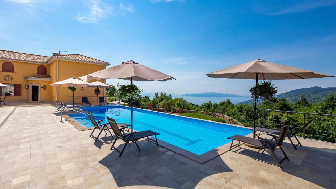 Apartments Villa BV Abbazia Esterno foto